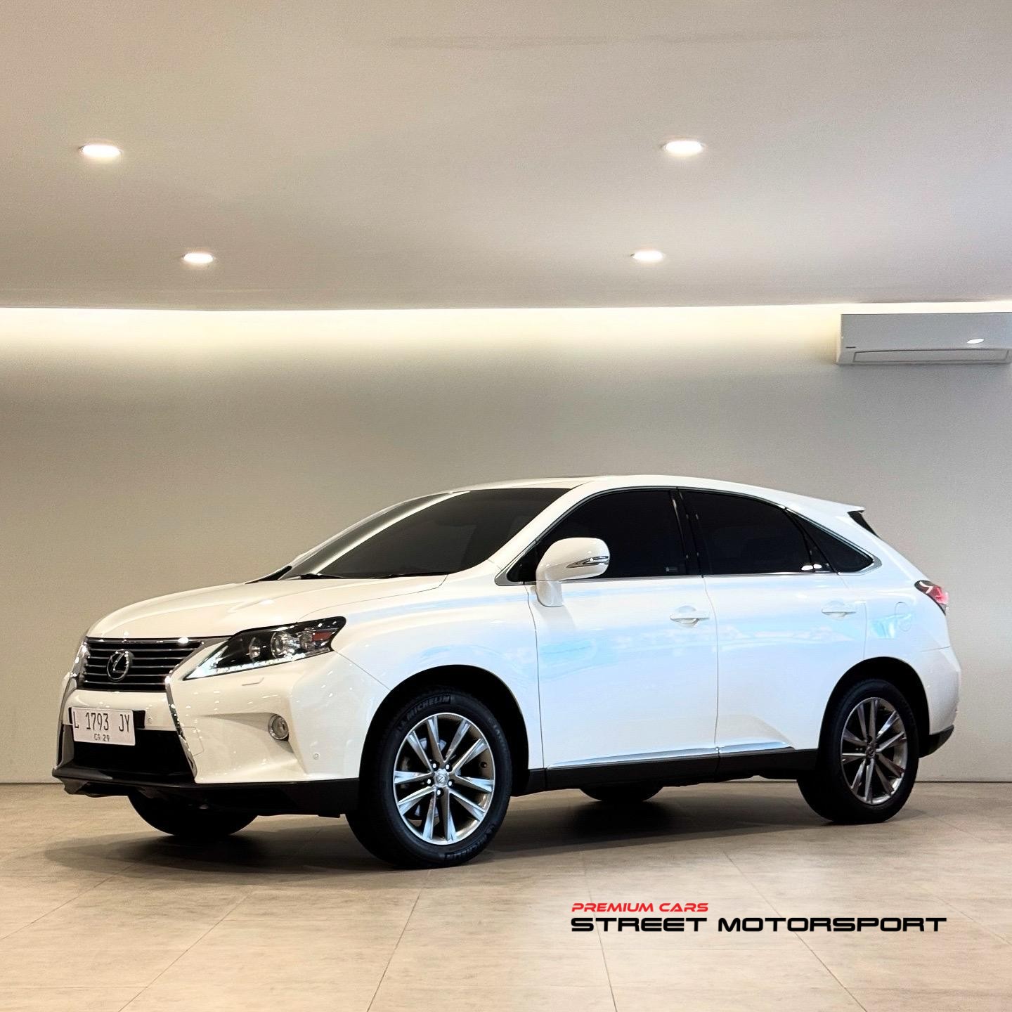 Lexus