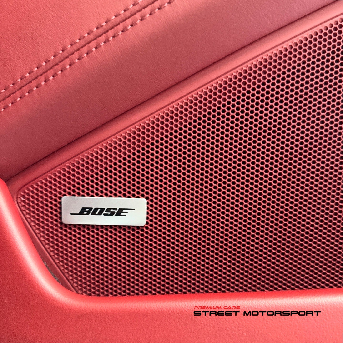 Porsche 911 Carrera - Image 13