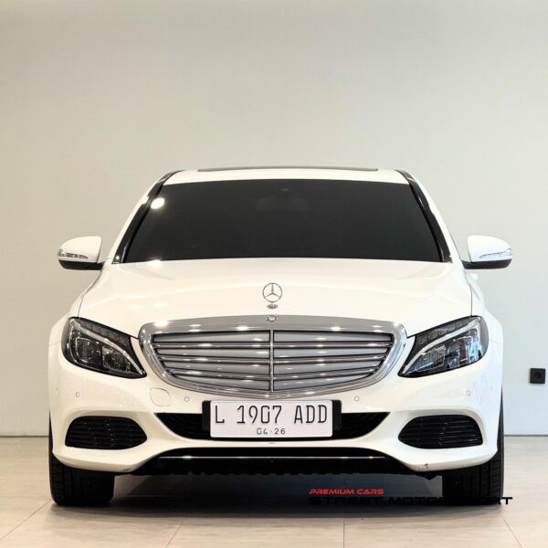 Mercedes Benz C250 - Image 2