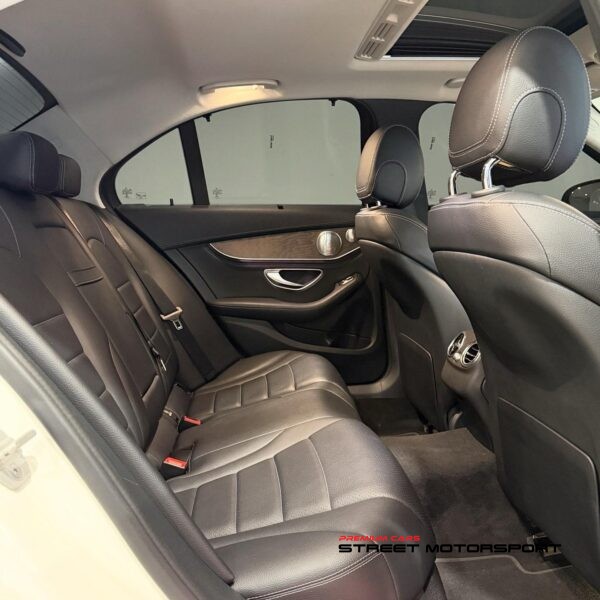 Mercedes Benz C250 - Image 18