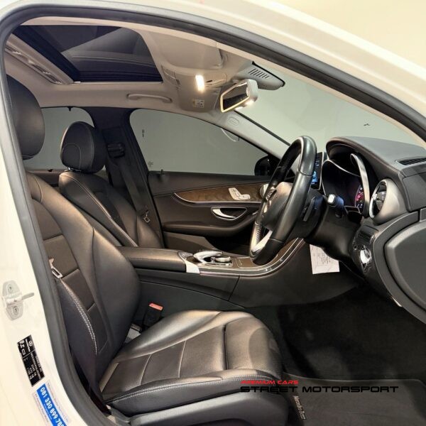 Mercedes Benz C250 - Image 14