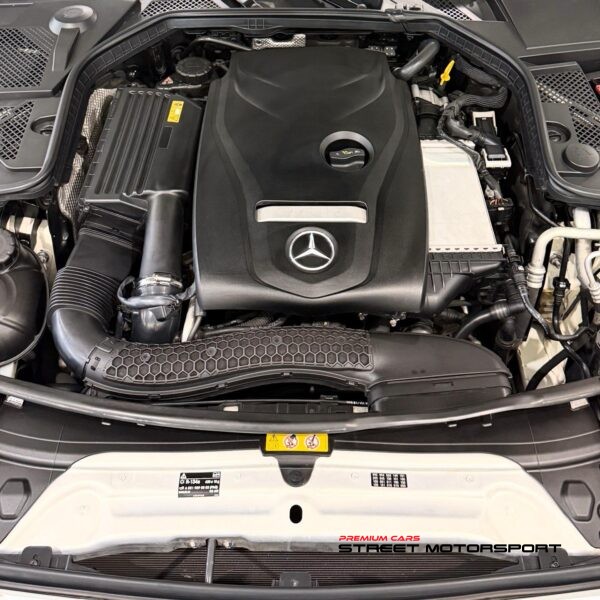 Mercedes Benz C250 - Image 12